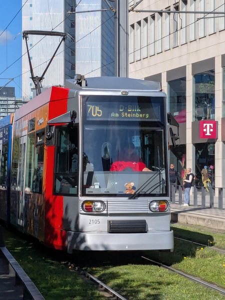 öffentliches Verkehrsmittel in der Stadt